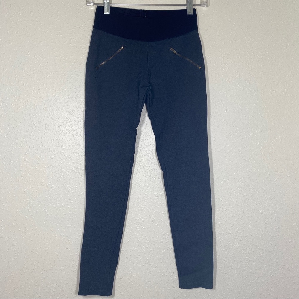 Active USA Black Stretch Jeggings Black front zipper pockets yoga pants